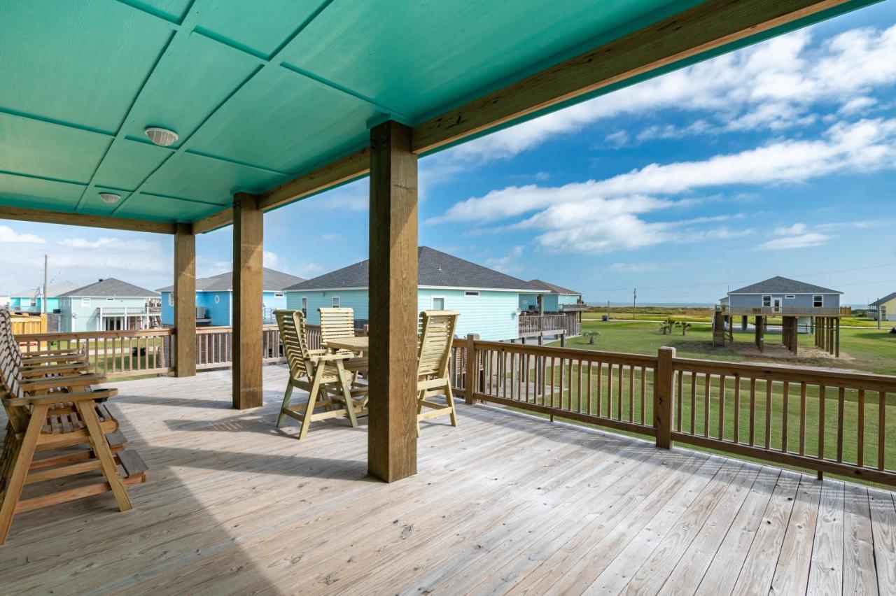 Stylish 4Br Crystal Beach Retreat Walk To Beach Bolivar Peninsula Екстер'єр фото