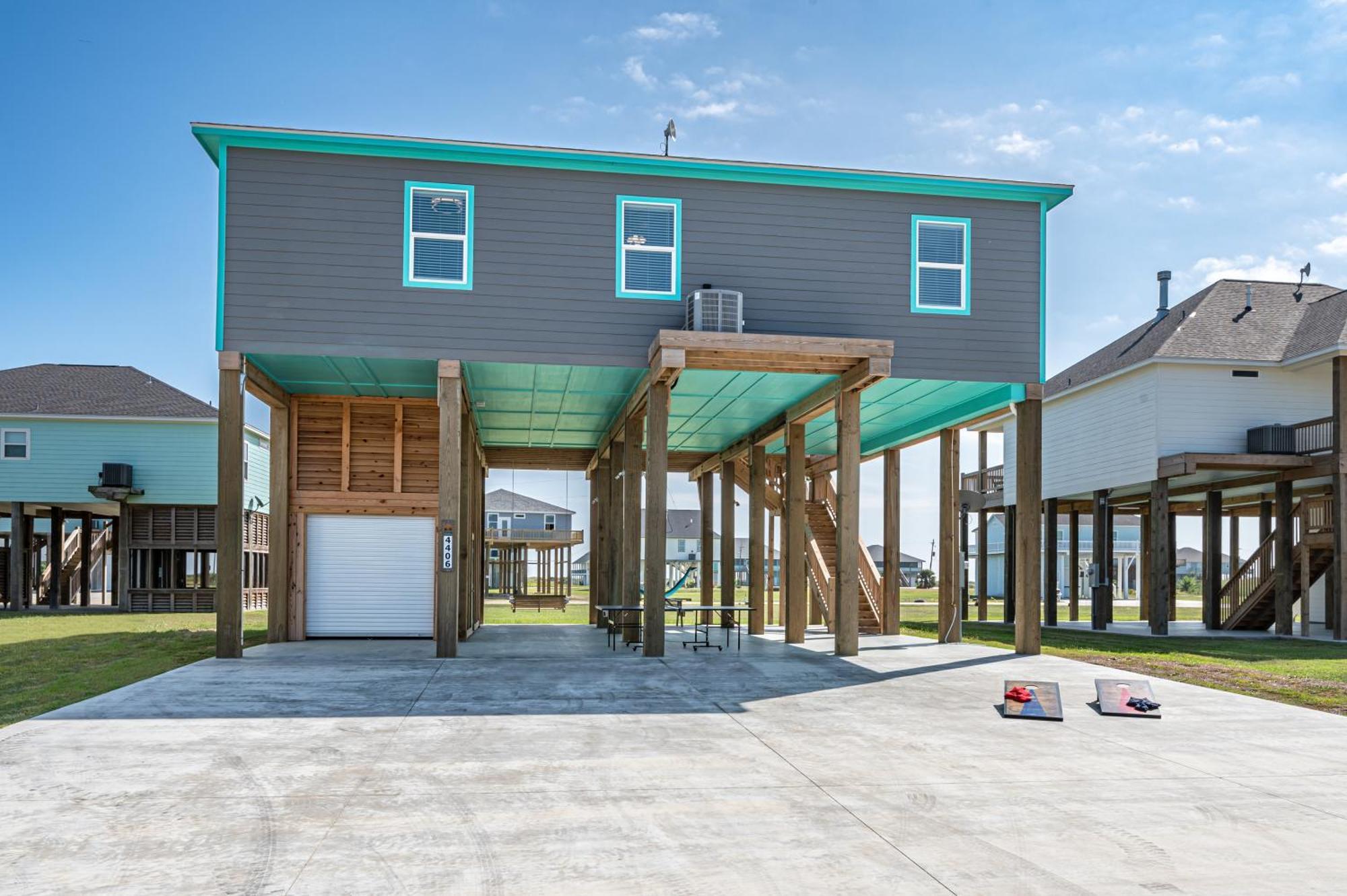 Stylish 4Br Crystal Beach Retreat Walk To Beach Bolivar Peninsula Екстер'єр фото